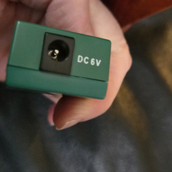 Mr Christmas vintage paper roll music box player 10"x6"x8" plays several songs - Picture 9 of 11